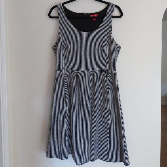 Elle | Size 14 | Black White Stripes Fit & Flare Sleeveless Dress Beetlejuice - Picture 1 of 11